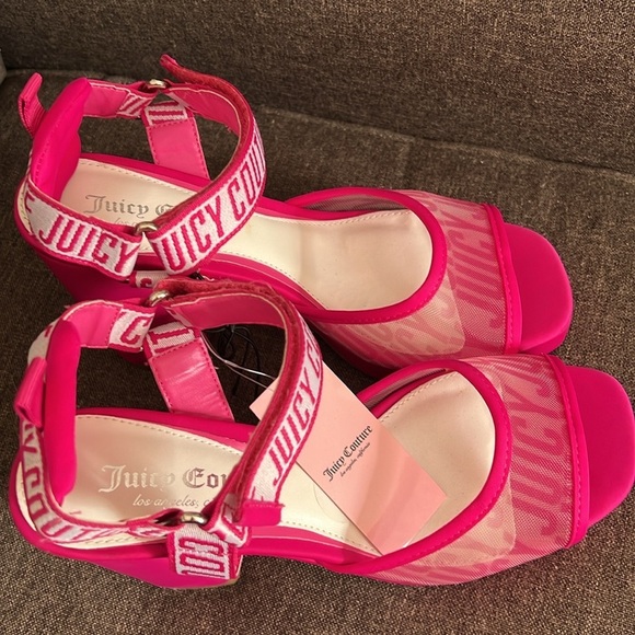 JUICY COUTURE HOT PINK GRAMERCY HEELS NWT - Picture 4 of 9